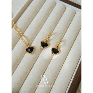 Collana con Ciondolo a Cuore in Onice Nero, Placcata Oro Anti-ossidazione, Impermeabile, con Pavé, per Esprimere Amore - Product Image 6