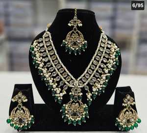 Traditionnel Antique fait à la main CZ fil clouté travail Patwa indien colliers boucles d'oreilles et vêtements de tête pour femmes et filles ensembles de bijoux - Product Image 2