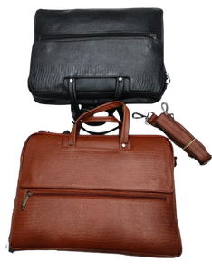 Sac pour ordinateur portable en cuir de crocodile fait main avec plusieurs poches, poignée durable, tendance, mode, luxe de DIVINE INTERNATIONAL - Product Image 2