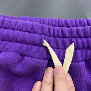 Short personnalisé en coton épais pour hommes Haut respirant ourlet brut déchiré plaine polaire Streetwear Sports Cordon Cargo Joggers - Product Image 6