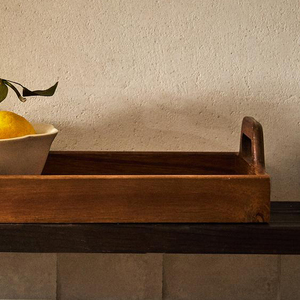 Bandeja de madera de mango de tamaño personalizado con acabado natural y mango cómodo para servir aperitivos y té - Product Image 4