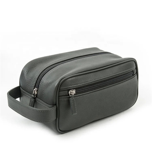 Vintage Leather Toiletry Bag for <b>Men</b> - Product Image 6