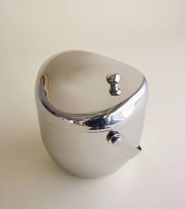 Modern Stainless Steel <b>Ice</b> <b>Bucket</b> <b>with</b> <b>Lid</b> and Handle Sleek Curved Design Polished Finish for Elegant Home Bar Entertaining - Product Image 1