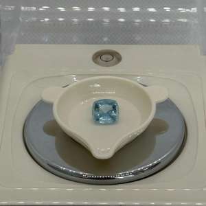 Superbe qualité saphir du Sri Lanka naturel bleu aigue-marine coussin à facettes coupe pierre naturelle de haute qualité - Product Image 1
