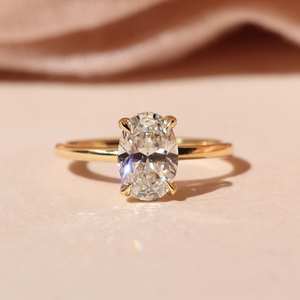 10x7มม. แหวนเพชรโมอิสโซลิแทร์ทรงรีตัด | แหวนสัญญาสีเหลืองทอง | เครื่องประดับชั้นดีทำจากเงินตามสั่ง - Product Image 5