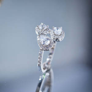 Anillo de plata S925 con diseño abierto para mujer, accesorio de gama alta a la moda para aniversario de boda y fiesta de compromiso - Product Image 4