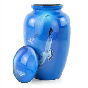 Urnes classiques en aluminium antique, artisanat indien de meilleure qualité, vente en gros à bas prix pour les funérailles et le stockage des cendres - Product Image 2