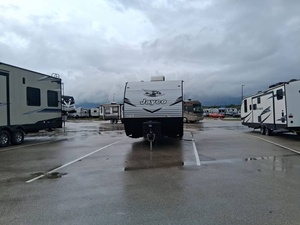 Nouveau 2026 Jayco Jay F-l-i-g-h-t S-l-x- 262RLS - Product Image 4
