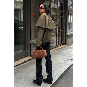 Chaqueta estilo gabardina con detalles de terciopelo para mujer, modelo 7076-08 - Product Image 1