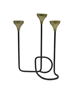 Bougeoir en métal doré de conception moderne fait à la main, en fer, avec deux bras, pour la décoration de la maison et des restaurants - Product Image 2