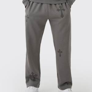 Haute demande en gros survêtements personnalisés logo imprimé pour hommes Streetwear survêtements très exigeants pour les ensembles respirants d'hiver - Product Image 3