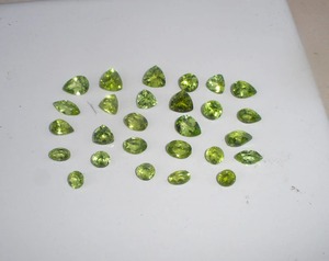 Piedras Preciosas Sueltas de Peridoto Verde Natural Certificado de Grado AA, Mezcla de Gemas con Descuento, Piedra de Nacimiento de Agosto para Joyería - Gemas Mehrajudin - Product Image 4