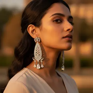 Boucles d'oreilles pendantes vintage argentées pour femme avec pierres de coquillage blanches, pendentif boule plaqué or, cadeau de bijoux - Product Image 1