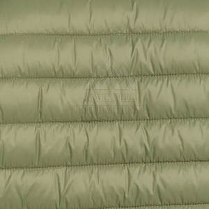 Meilleure vente Veste matelassée pour homme Matériau respirant de haute qualité pour la saison hivernale Style High Street élégant - Product Image 6