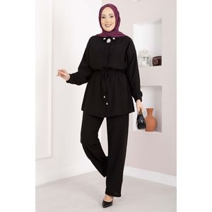 Ensemble deux pièces pour femme, tunique en crêpe noir uni avec broche et taille cintrée, style bureau - Product Image 1