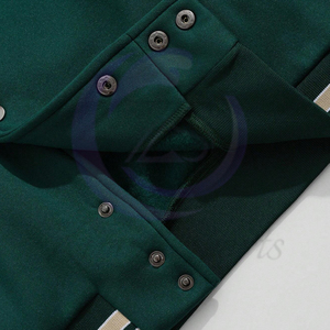 Confortable Unique Lettre Graphique Rayé Garniture Couleur Bloc Rave Avec Taille Personnalisée Logo Conception Collège Baseball Varsity Vestes - Product Image 6