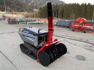 Machine à neige multifonctionnelle hydraulique diesel fiable pour le déneigement des rues, souffleuse à neige à quatre roues motrices, moteur haute puissance - Product Image 1