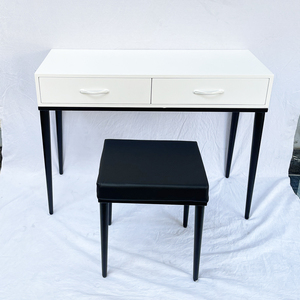Modern Oak <b>Makeup</b> Vanity <b>Table</b> <b>with</b> <b>Lighted</b> Mirror and Tapered Legs - Product Image 6