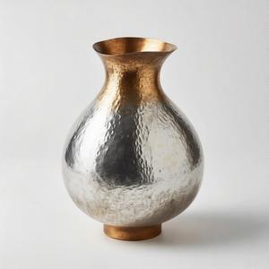 PolishNest Chic Vintage Argent Plaqué Fer Sol Vase Floral En Relief Design Home Decor Accent Déclaration - Product Image 1