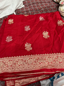 Sari Banarasi Tradicional de Diseño Puro Monga Kadhwan, Tejido Auténtico Hecho a Mano, Protección Solar, Secado Rápido, Elegante para Fiestas - Product Image 3