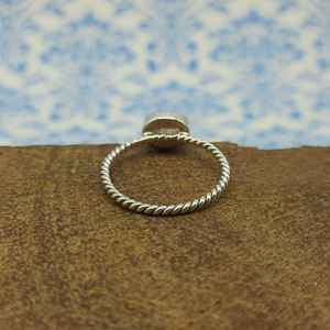 Opale Cabochon Gemstone Birthstone Ring Bijoux Bague en gros 925 Sterling Silver Twisted Wire Band Bohemian Dainty Ring - Product Image 4