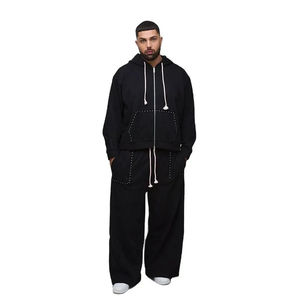 Sudadera con capucha oversize de felpa francesa de alta calidad con cremallera, bolsillos y detalles de pedrería, estilo desgastado, con pantalones de chándal holgados. - Product Image 1