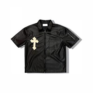 NOUVEAU Chemises en tissu de cuir de haute qualité pour hommes, broderie en détresse, logo personnalisé, chemises à manches courtes avec fermeture éclair pour hommes - Product Image 1