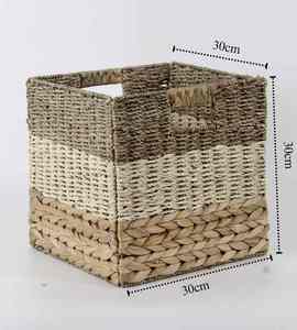 Vente en gros de paniers versatiles pliables de forme carrée en jacinthe d'eau naturelle pour le Vietnam Vintage OEM/ODM fait à la main pour jonc de mer - Product Image 2