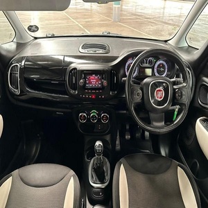 500L 2015 Fiat 1-4 T-Jet ล้อหน้าเบนซิน SUV/CROSSOVER Car เดินป่ามาตรฐานสูง FWD พร้อมเบาะหนังพวงมาลัยซ้าย - Product Image 6