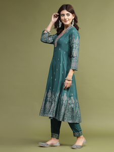 Nouveauté 2024 : Ensemble Kurta et Pantalon Palazzo pour Femme, Design de Haute Qualité, Bleu, Col en V, Coupe Trapèze, Brodé de Paillettes, en Viscose et Rayonne - Product Image 3