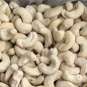 Usine Directement Santigo Usine Noix De Cajou Prix Au Vietnam En Gros W180 W240 Avec Emballage Personnalisé - Product Image 1