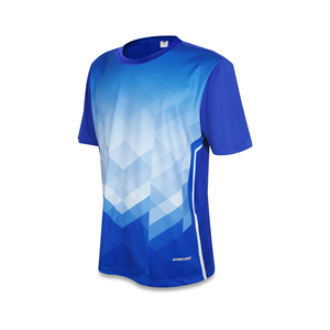 เสื้อกีฬาพิมพ์ซับลิเมชั่น100% ไมโครโพลีเอสเตอร์ระบายอากาศทนทานสูงกำหนดเองได้145 GMS - Product Image 1