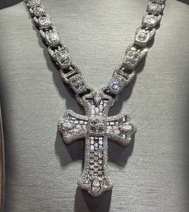 Colgante de Cruz de letra personalizada para mujer de Plata de Ley 925 Moissanite Iced Office/Career Gold/Silver Plated IGI Certified Charm - Product Image 2