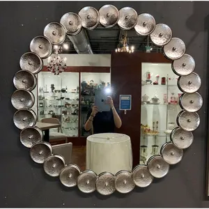 Arteriors Trixie miroir mural décoratif rond fait à la main moderne Accent argent pour salon chambre entrée - Product Image 2