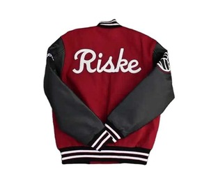 Blouson universitaire personnalisé pour homme en polyester à manches longues, à capuche et col montant, pour l'hiver, style universitaire, avec logo brodé Lettermen, style urbain - Product Image 5