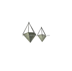 POT DECORATIVE PLANTERS FOR GARDEN DECORATION METAL PLANTERS IN WHOLESALE PRICE HANDMADE PLANTERS IN NEW STYLE GALVANIZED POT - Product Image 4