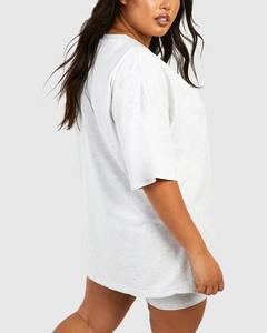 ชุดเซ็ตเสื้อยืดคอกลมและกางเกงขาสั้นผ้าฟลีซคอตตอน 100% ปี 2025 สำหรับผู้หญิง ทันสมัย น้ำหนักเบา แห้งเร็ว สไตล์สตรีทลำลอง ชุด 2 ชิ้น - Product Image 3