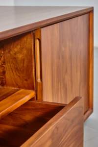 ตู้ไม้สักสไตล์นอร์ดิกที่ทันสมัย2ประตูลิ้นชัก2ลิ้นชักคลาสสิกเฟอร์นิเจอร์ไม้แบบยุโรปดั้งเดิมสำหรับห้องนั่งเล่นบ้าน - Product Image 4