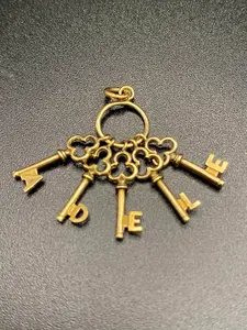 Vintage Decorative Bunch of <b>Keys</b> for Table Decoration Charm Spelling BESTIE Title Shaped Rustic Gold Finishing Home Decorative - Product Image 6