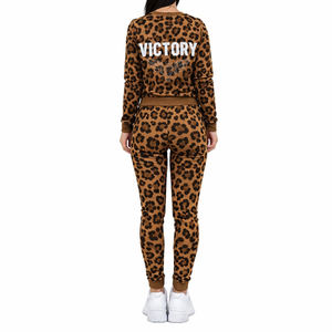 ชุดแทรคสูทลายพรางสำหรับผู้หญิงแบบ Private Label พร้อมเสื้อสเวตเชิ้ตและกางเกงจ็อกเกอร์ปักโลโก้ตามสั่ง - Product Image 4