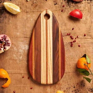 Tabla de cortar de madera de acacia de primera calidad con mango, queso duradero y paleta para servir en la cocina para cortar bloques - Product Image 1