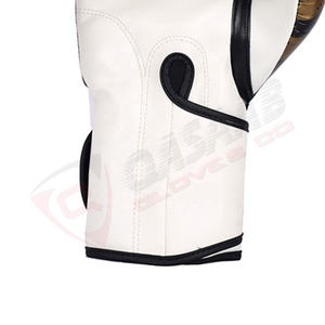 Gants de boxe en cuir de vachette blanc de haute qualité, lacés, avec impression de logo personnalisée, gants OEM - Product Image 6