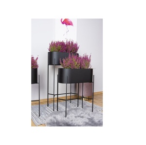 Pot de fleurs en métal fabriqué à la main avec support élégant Design simple pour les chambres Vintage Antique ou Boho Style Home & Garden - Product Image 5