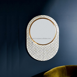 Nuevo diseño de lujo moderno Espejo montado en la pared de madera Diseño simple Forma personalizada Espejo DE MADERA DE LA India por RF Crafts - Product Image 6