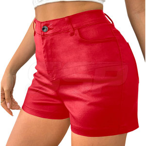 Shorts en cuir respirants et confortables pour femmes grandes tailles, avec logo personnalisé, écologiques, imperméables, à volants, style décontracté et urbain - Product Image 5