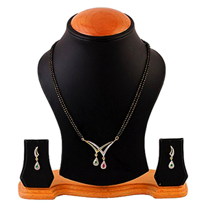 Mangalsutra Doble V Moderno de Aleación de Cristal con Perlas de Imitación, Diseño Étnico Religioso Personalizado para Fiestas, Compromisos y Aniversarios - Product Image 4