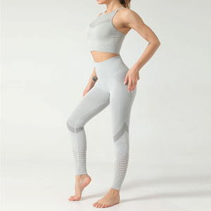 Femmes nouveau Design 2 pièces Gym Fitness sport costume motif solide Yoga Leggings haut personnalisable Sublimation entraînement vêtements de sport - Product Image 5