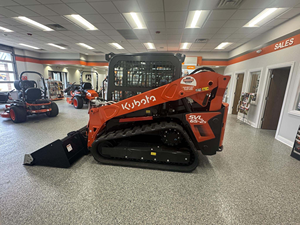 Cargadora de Dirección Deslizante sobre Orugas Kubota SVL65-2s, Capacidad de 2 Toneladas, Color Naranja, con Accesorio de Cucharón - Product Image 4