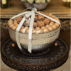 Bol en métal noir de qualité supérieure Présentoir à desserts au chocolat Bol de service à bonbons pour occasions spéciales ou célébrations en vente - Product Image 5