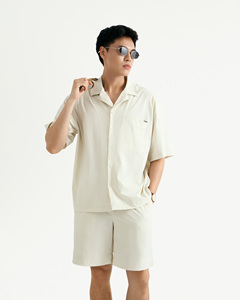 Camisa informal de manga corta de otoño para hombre, ajuste cuadrado, transpirable, ligera, comodidad diaria, rutina, nailon, licra, patrón sólido - Product Image 1